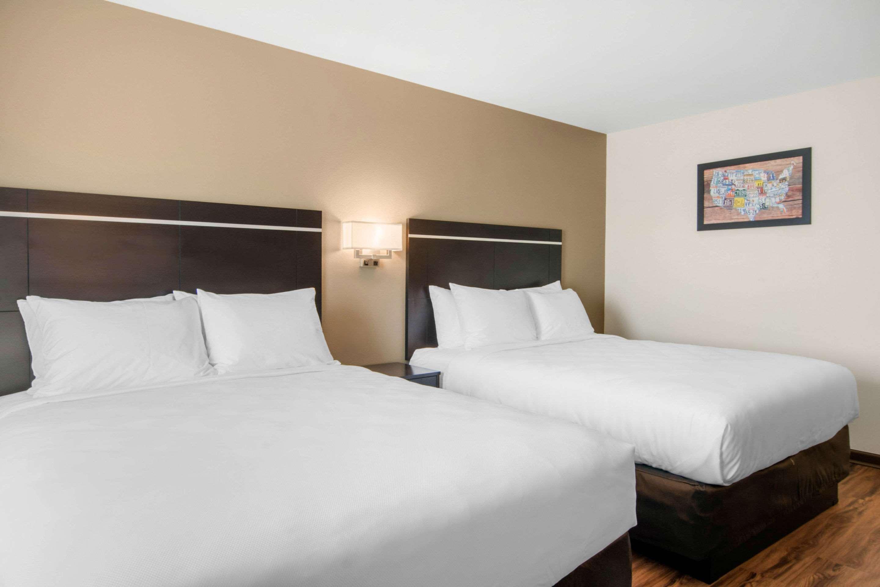 Econo Lodge Inn & Suites Springfield  Kültér fotó