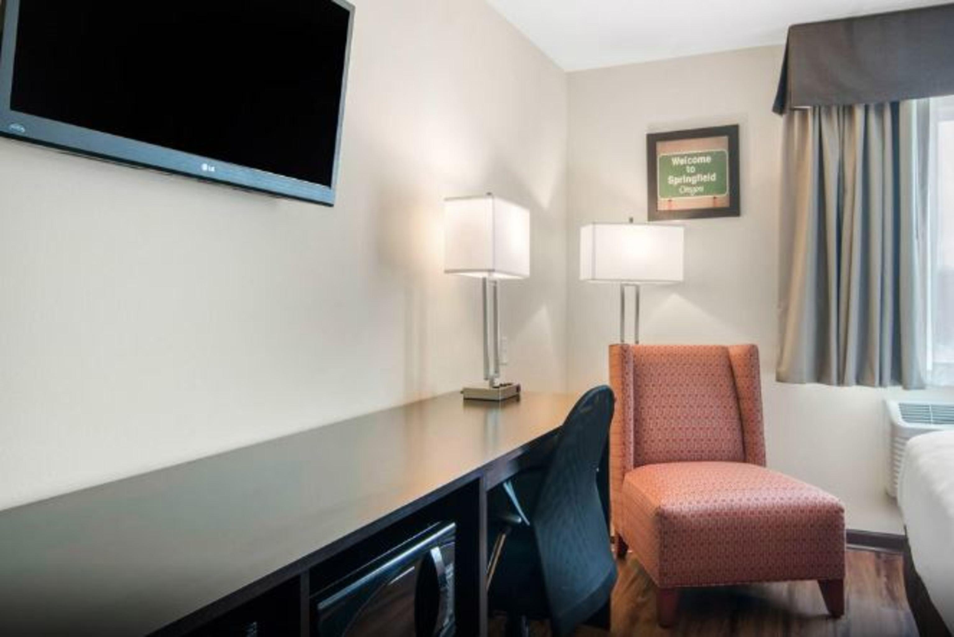 Econo Lodge Inn & Suites Springfield  Kültér fotó