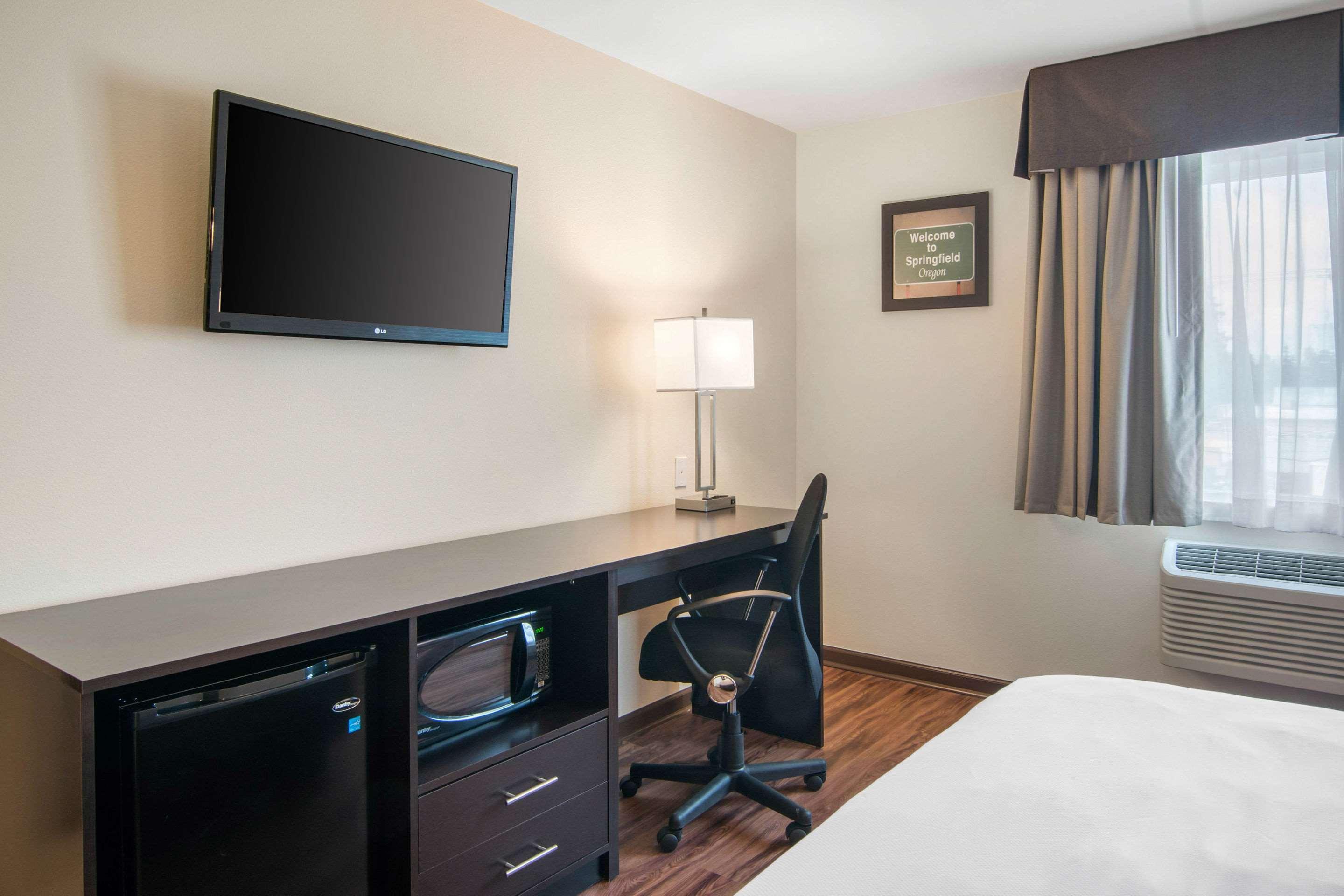 Econo Lodge Inn & Suites Springfield  Kültér fotó